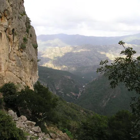 Nyaraló Gennarta