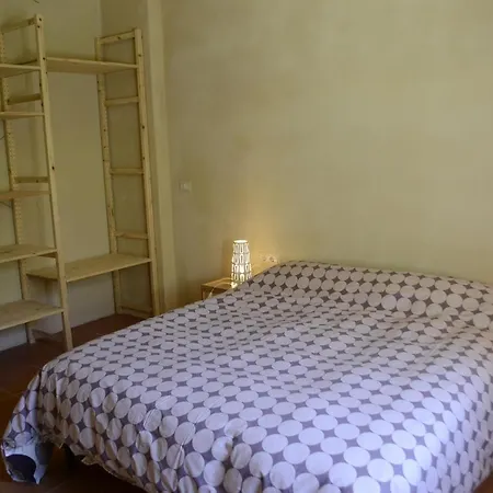 Gennarta Nyaraló